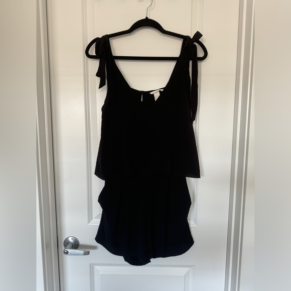 H&M black romper with ties - Picture 2 of 4